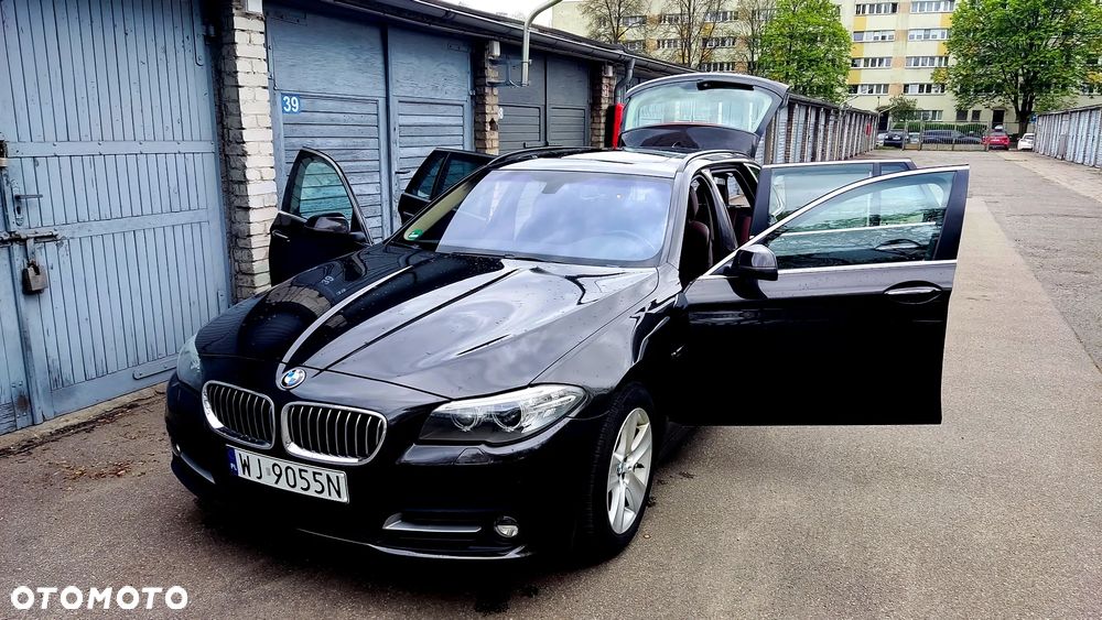 BMW Seria 5 520d Touring Luxury Line - 6