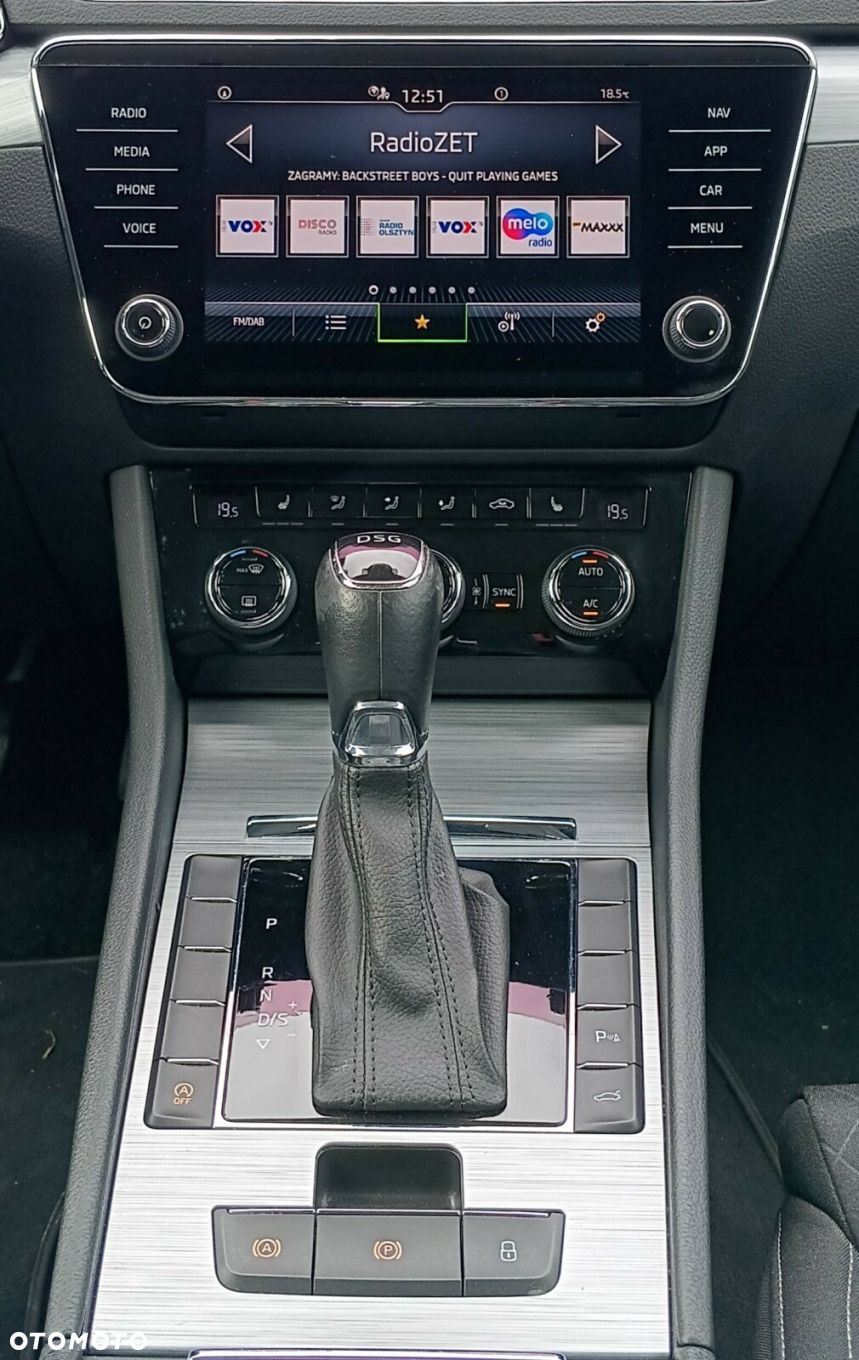 Skoda Superb 1.5 TSI Ambition DSG - 19