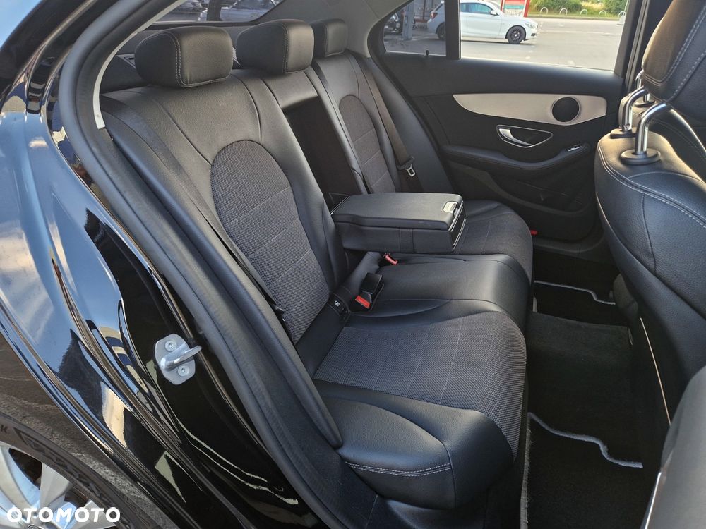 Mercedes-Benz Klasa C 200 7G-TRONIC Edition - 9