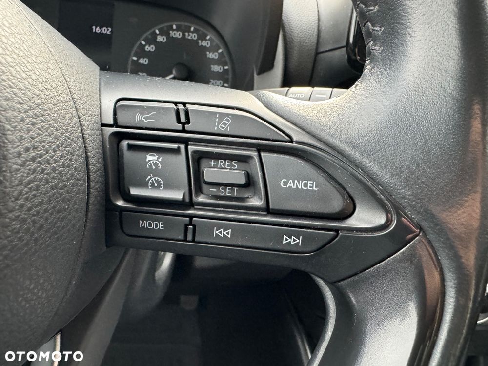 Toyota Yaris ver-1-5-comfort - 21