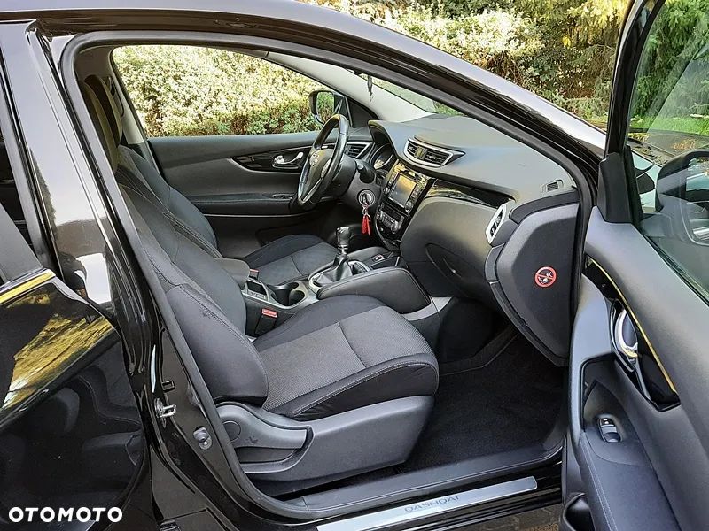 Nissan Qashqai 1.2 DIG-T N-Vision - 9