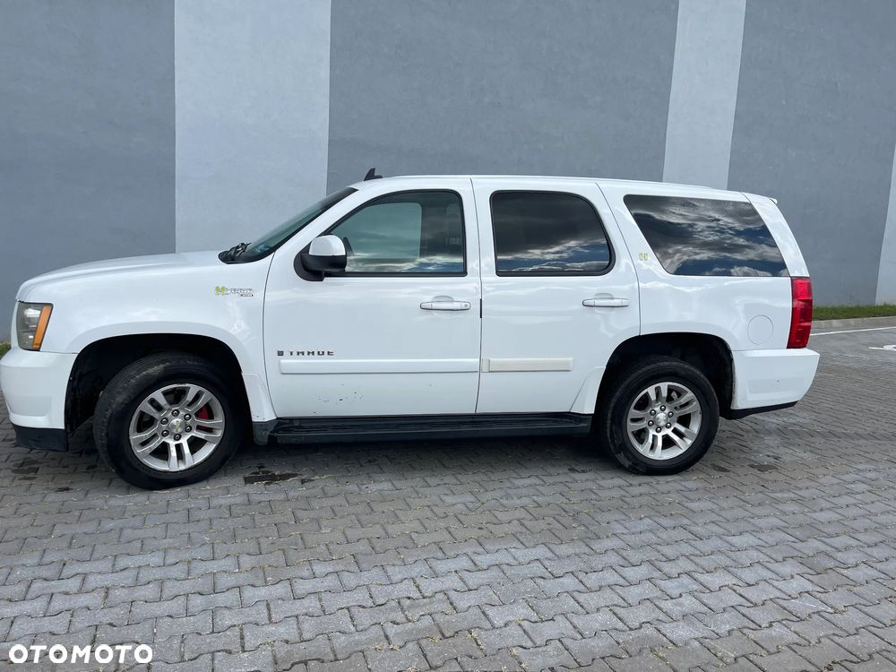 Chevrolet Tahoe - 9