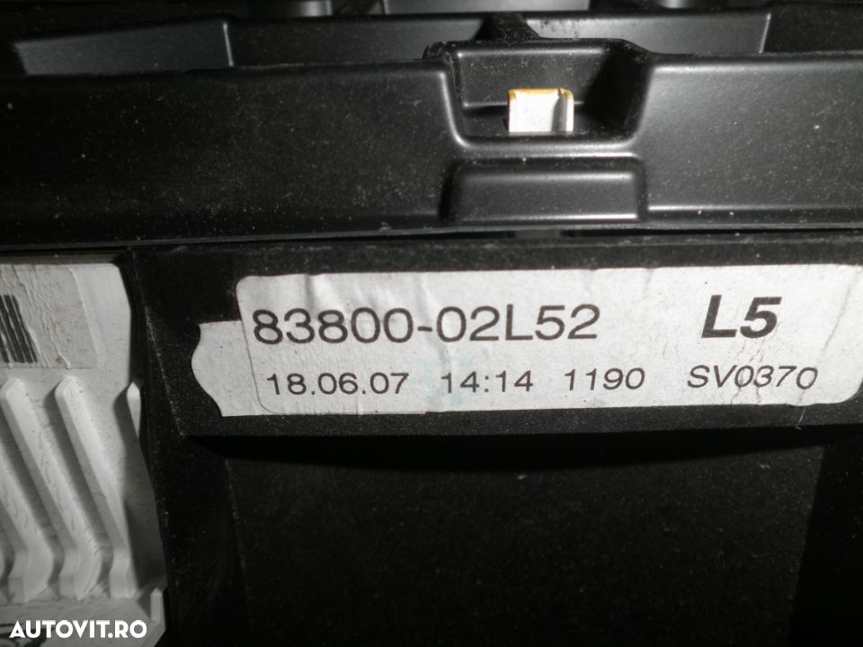 Ceasuri Bord Toyota Auris E15 a2c53240481 8380002l52 - 4