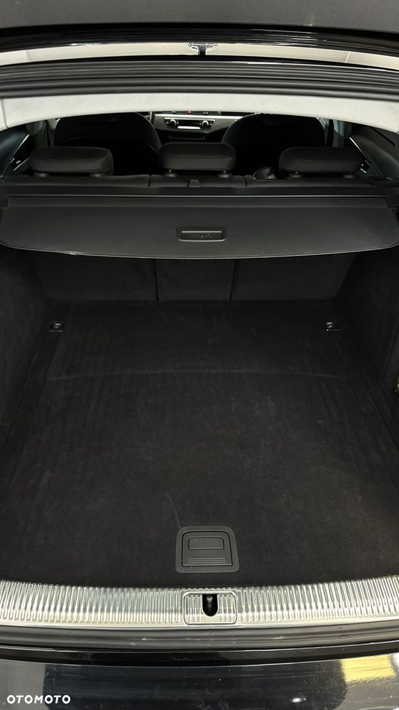 Audi A4 Avant 40 TDI Quattro S tronic - 9