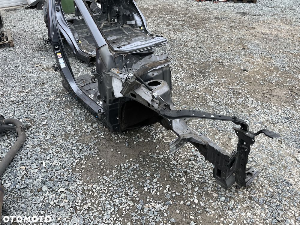 Ćwiartka prawa próg podłużnica Lexus NX300 - 2