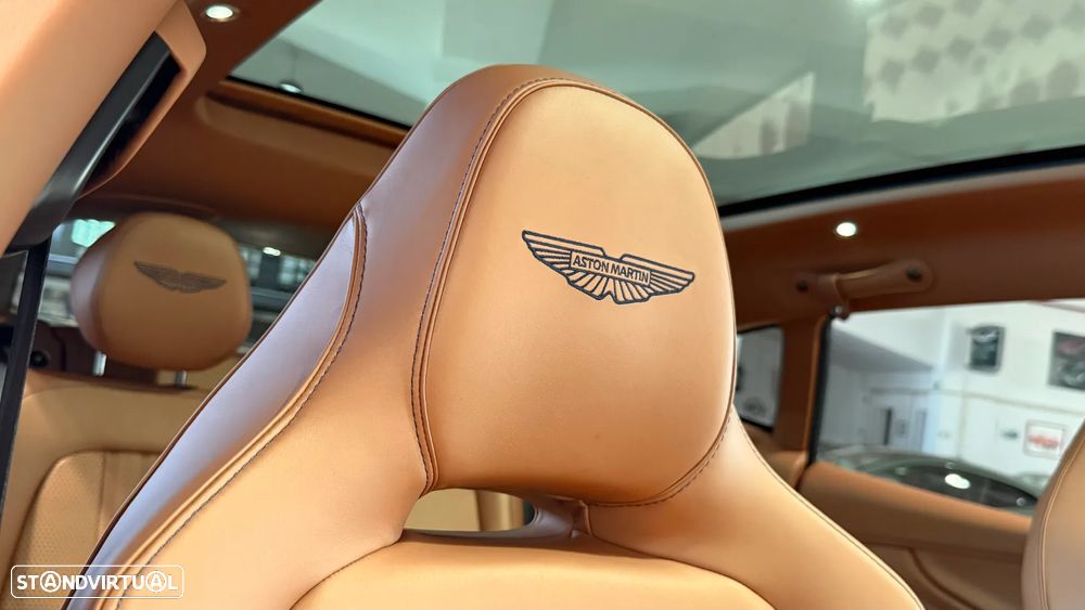 Aston Martin DBX 707 - 22
