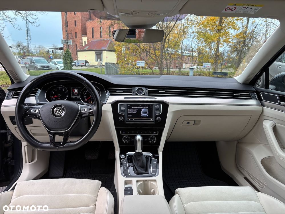 Volkswagen Passat 1.8 TSI BMT Highline DSG - 29