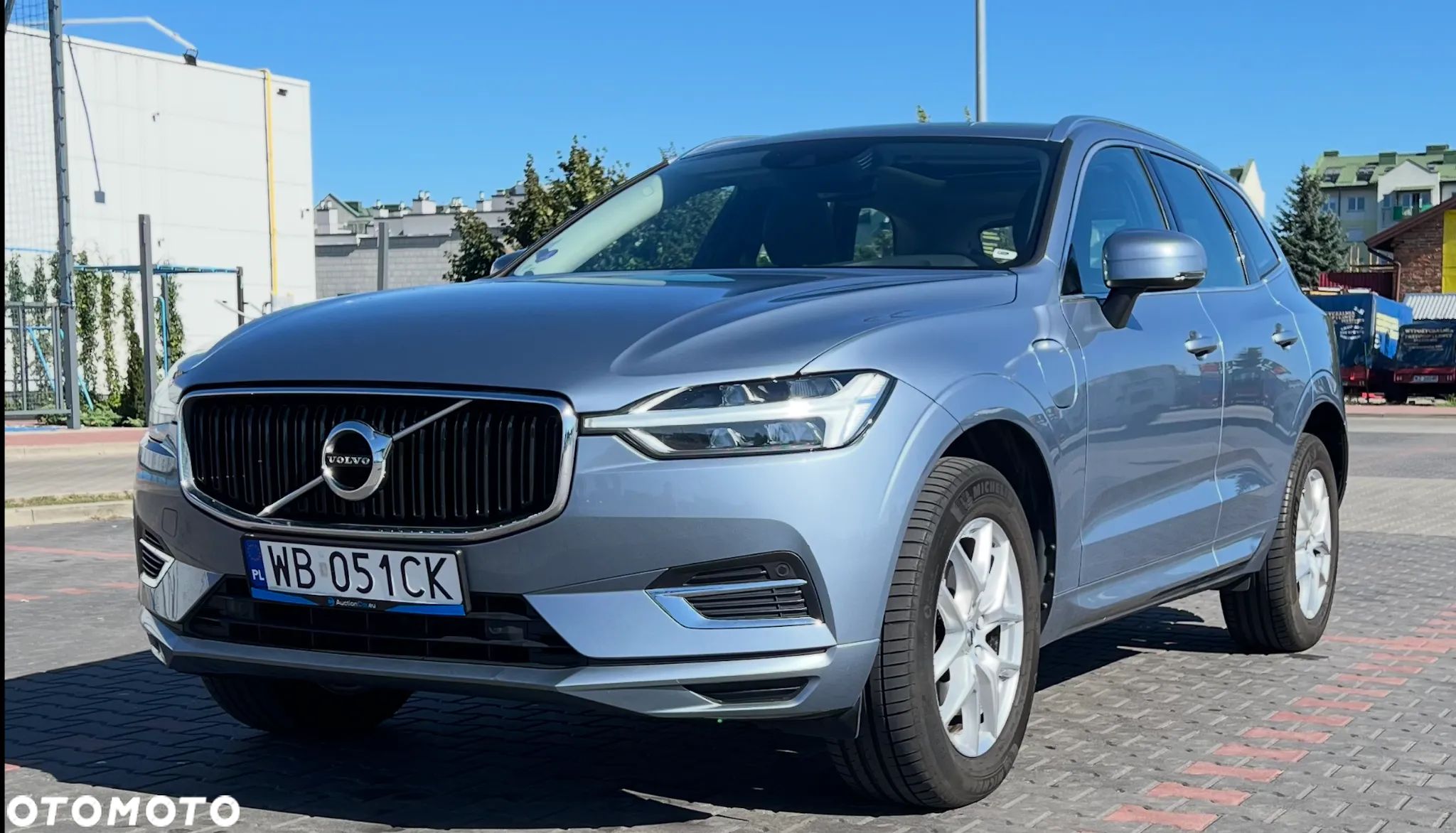 Volvo XC 60 T8 Twin Engine AWD Geartronic Momentum - 1