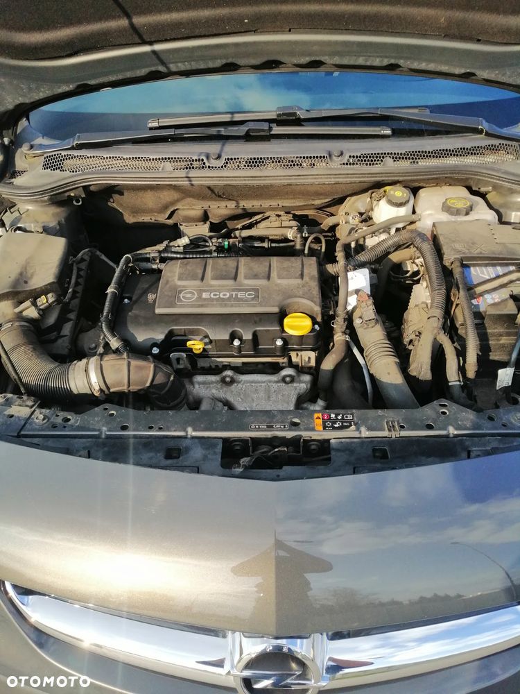 Opel Astra 1.4 Turbo Style - 18