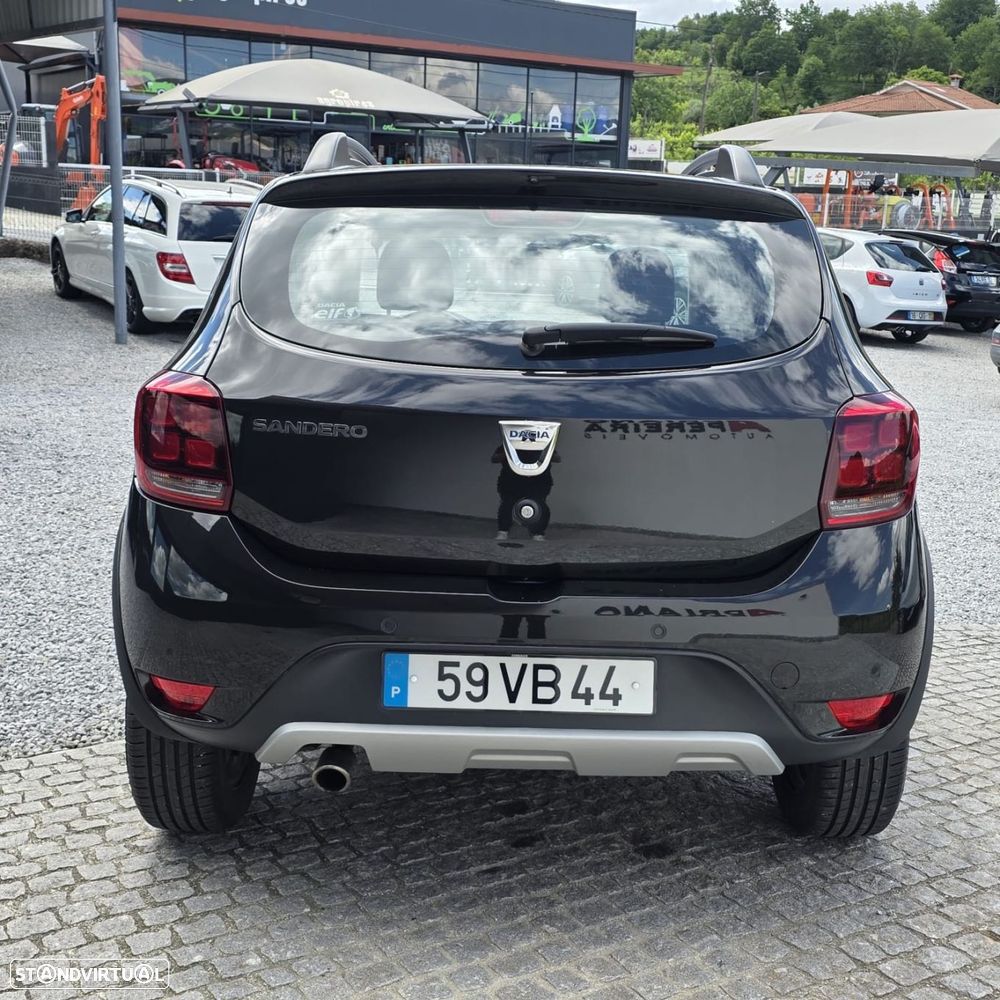Dacia Sandero 0.9 TCe Stepway - 11