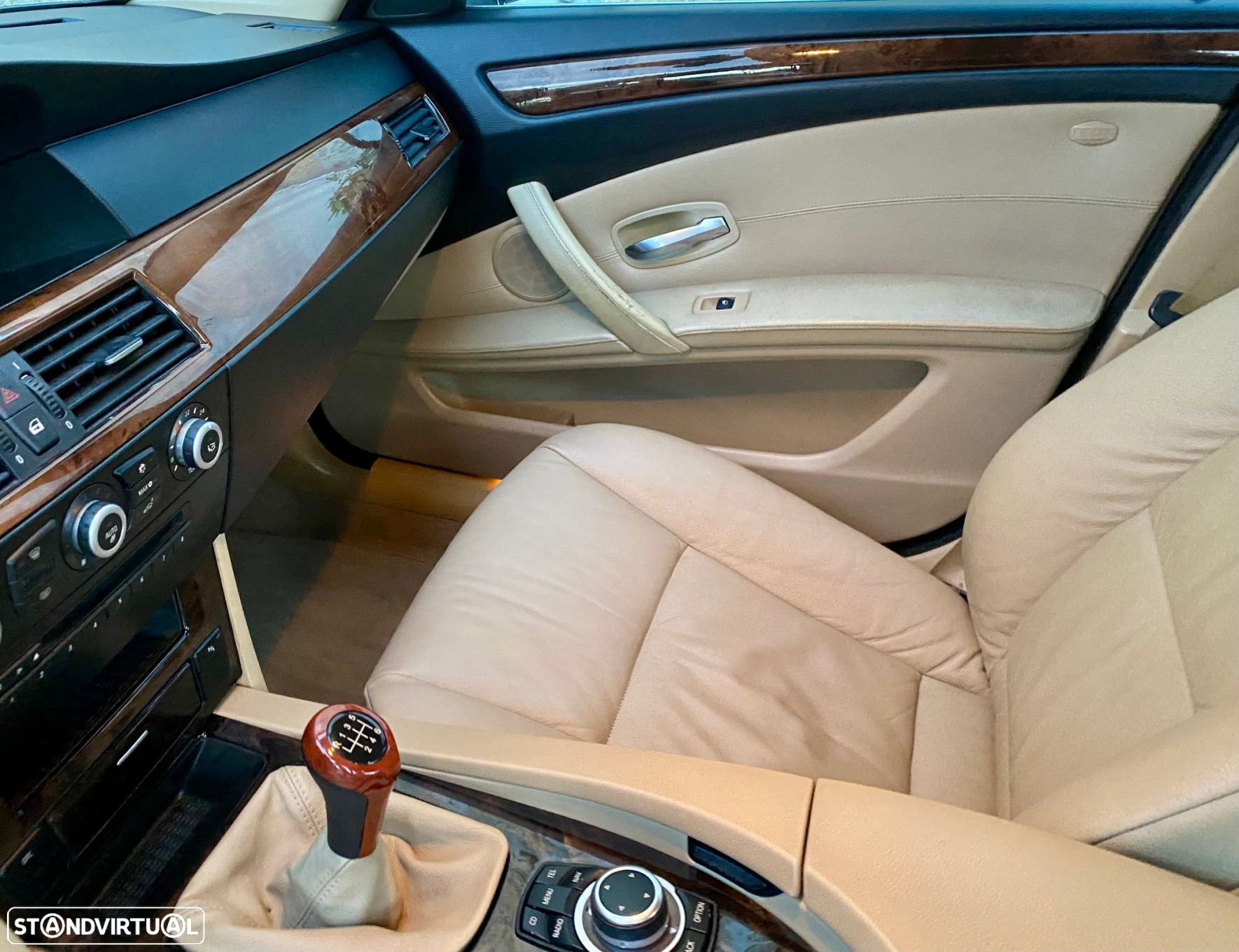 BMW 520 d Executive - 22
