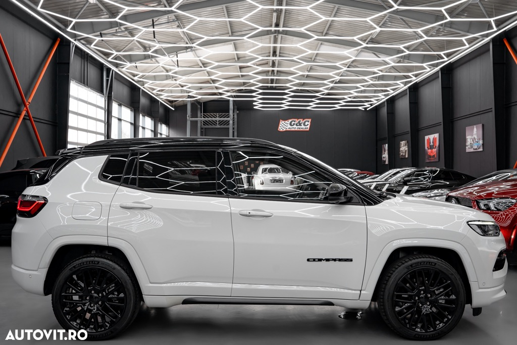 Jeep Compass 1.3T 4xe AT6 PHEV S - 26