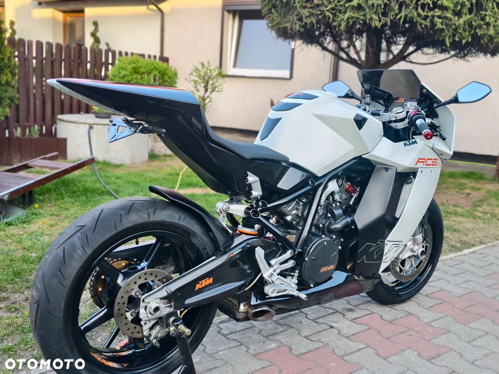KTM RC 8 - 4