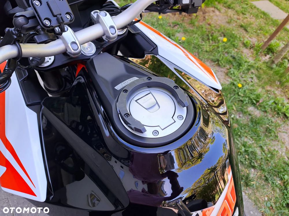 KTM Super Duke - 23