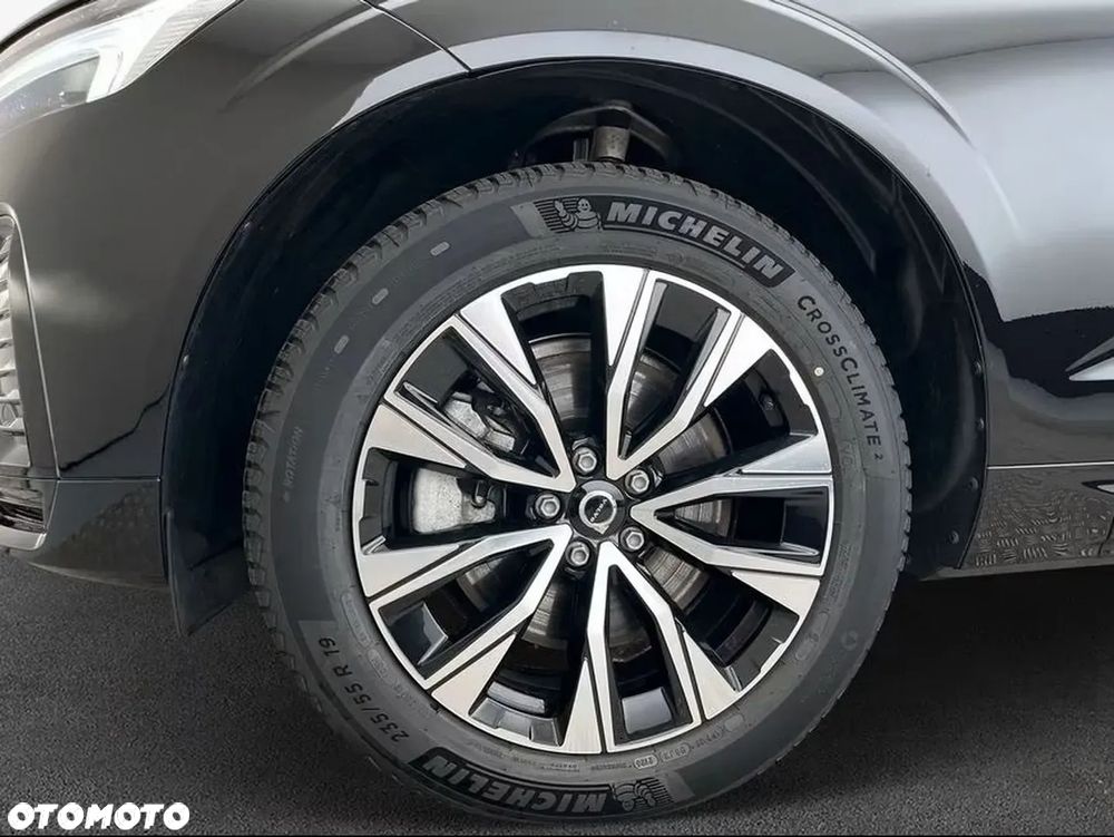 Volvo XC 60 B4 B Plus Dark - 5