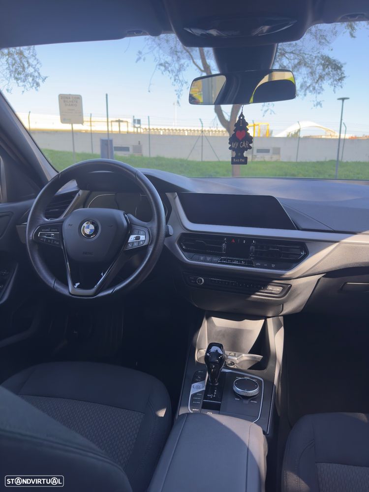 BMW 116 d Aut. Sport Line - 35