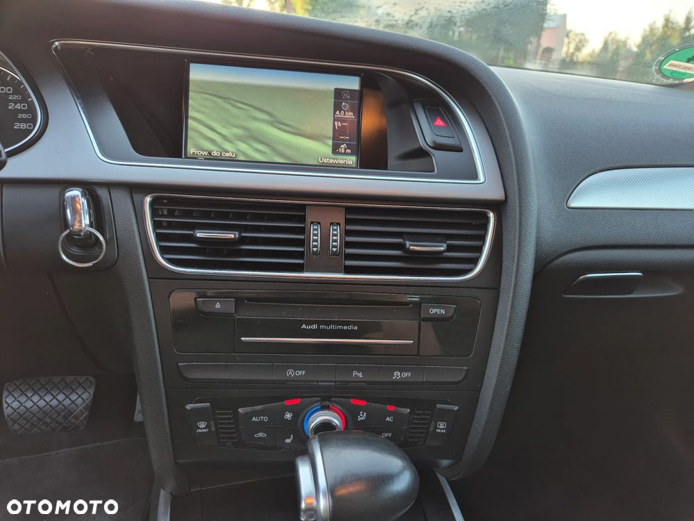Audi A4 Avant - 8