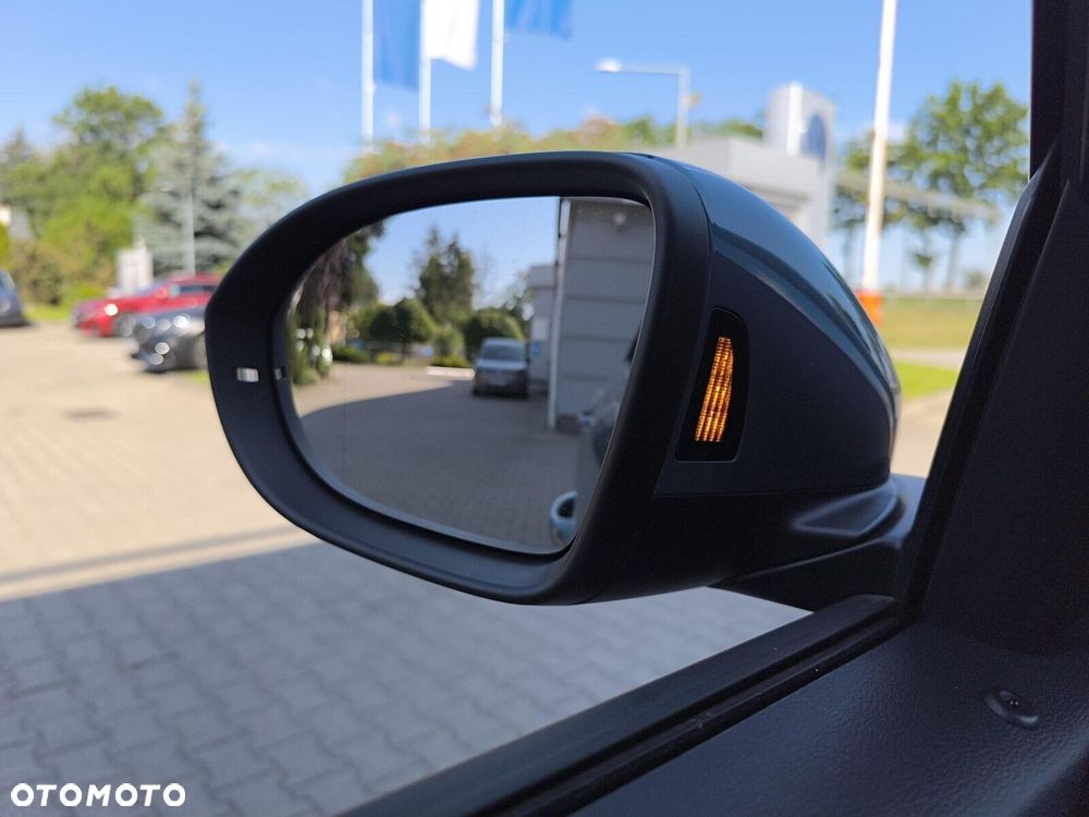 Volkswagen T-Roc - 34