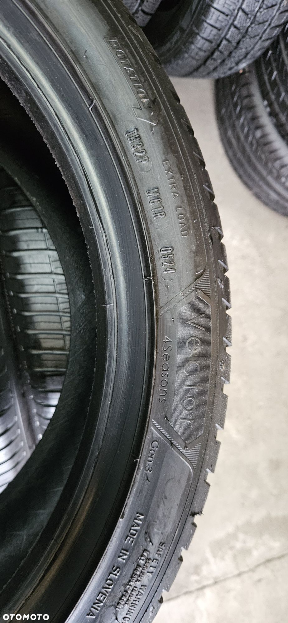 opony używane 245/40R18 Goodyear vector 4seasons Gen-3 - 5
