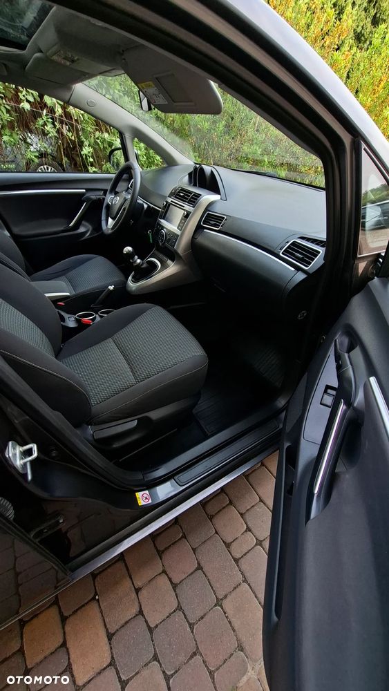 Toyota Verso 1.6 D-4D Premium EU6 - 15