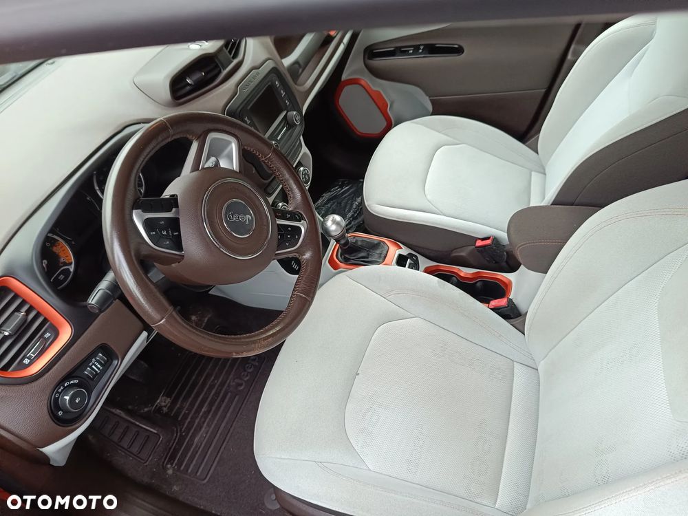 Jeep Renegade - 9