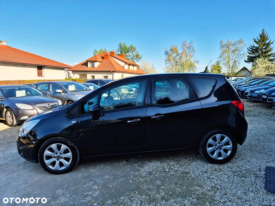Opel Meriva 1.4 T Cosmo - 24