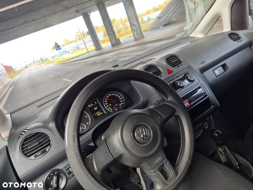 Volkswagen Caddy - 28