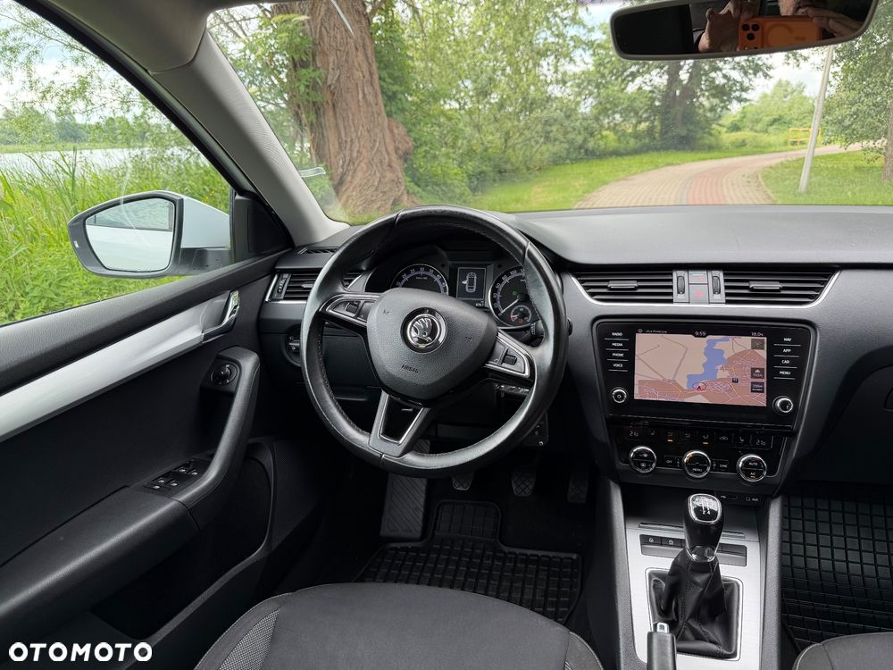Skoda Octavia 1.6 TDI Soleil - 16