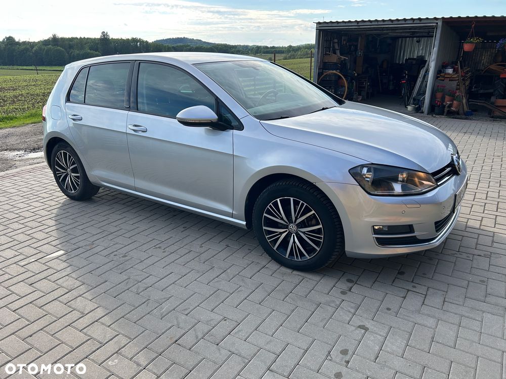 Volkswagen Golf - 3