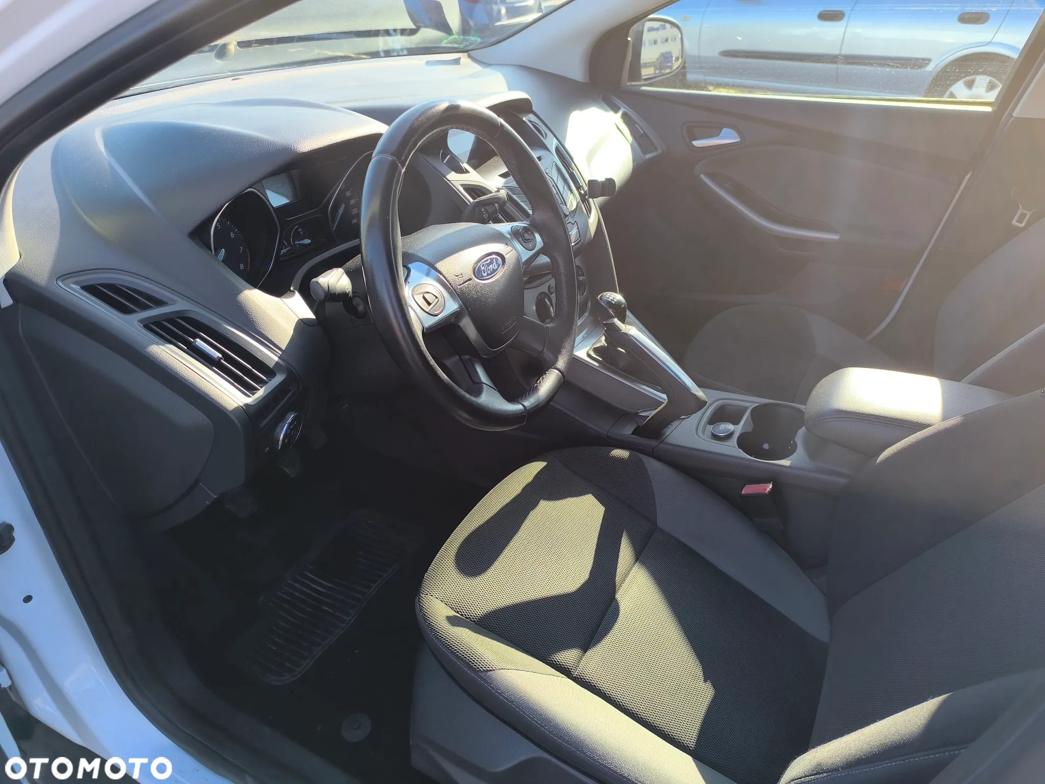 Ford Focus 1.6 Trend - 11