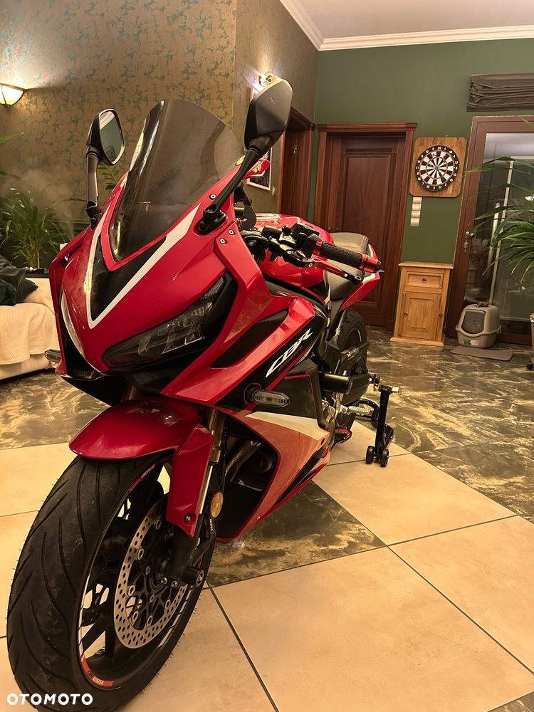 Honda CBR - 6