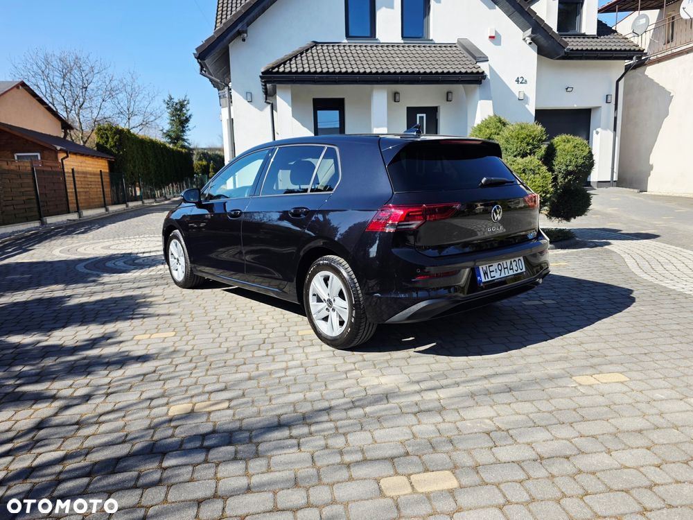 Volkswagen Golf 1.5 eTSI OPF DSG Life - 11