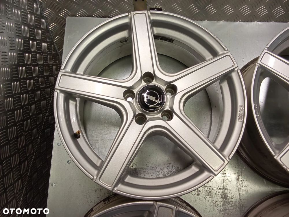 Felgi Opel Insignia B Ampera Antara Cascada 7,5Jx17 et35 5x115 - 6