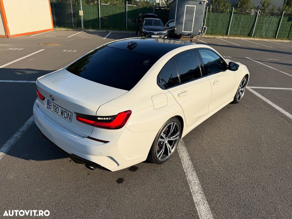 BMW Seria 3 330i AT M Sport - 11
