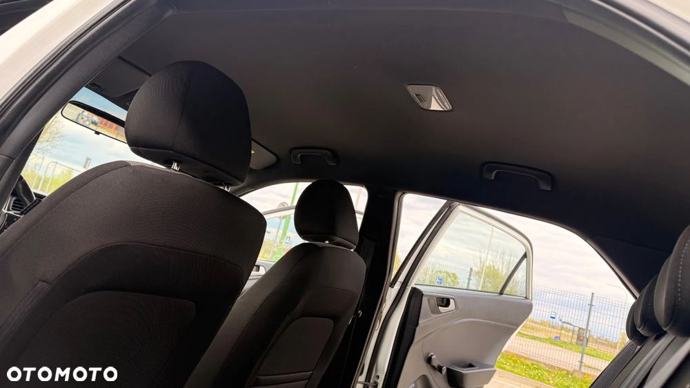 Hyundai i20 1.1 CRDi Fresh - 13