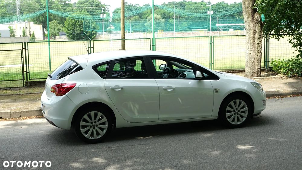 Opel Astra 1.4 Turbo - 33