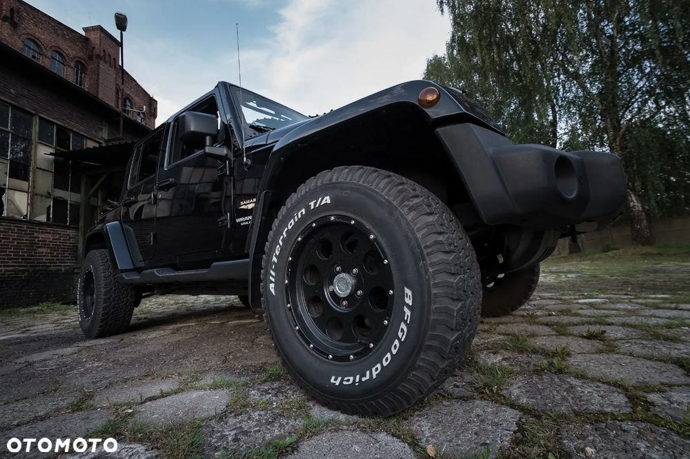 Jeep Wrangler - 25