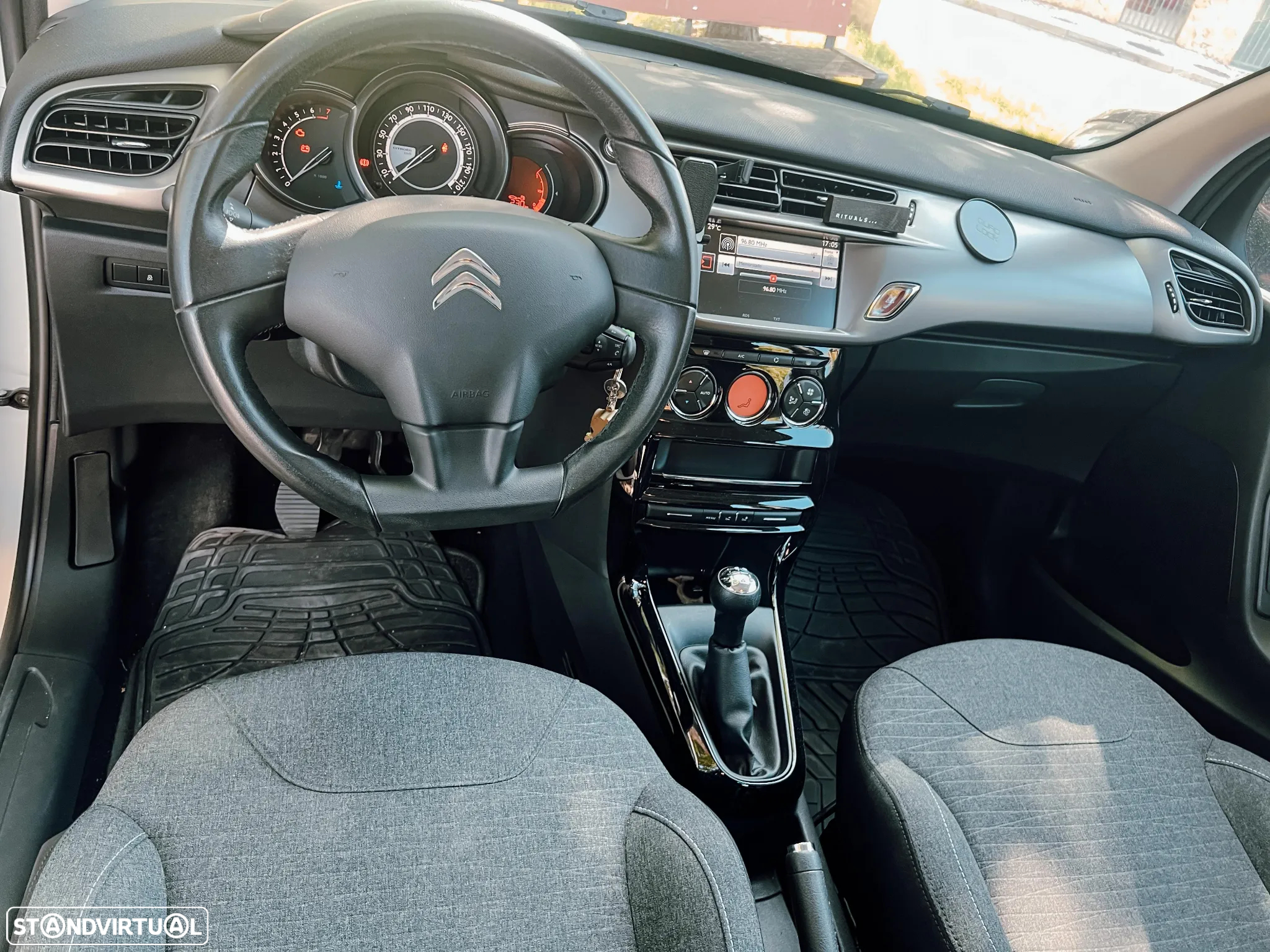 Citroën C3 1.2 VTi Seduction - 2