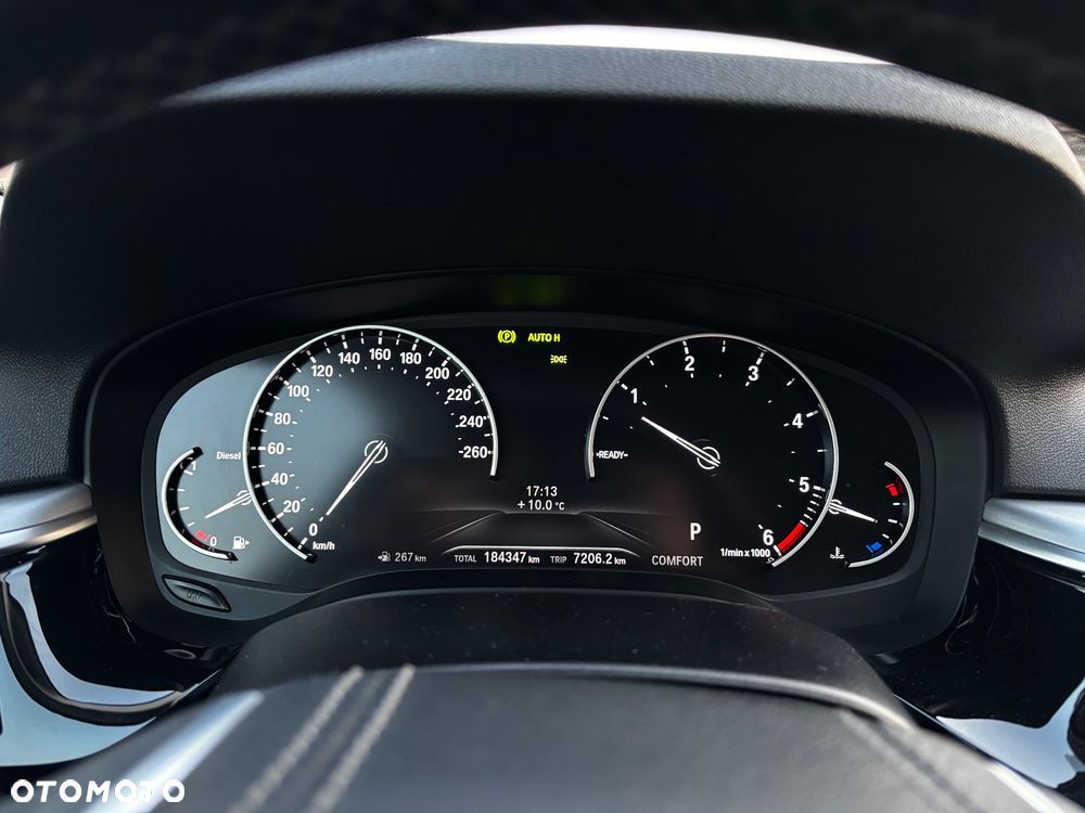 BMW Seria 5 520d xDrive Luxury Line - 10