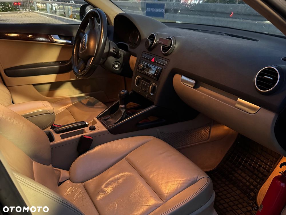 Audi A3 Sportback 1.9 TDI Ambiente - 7