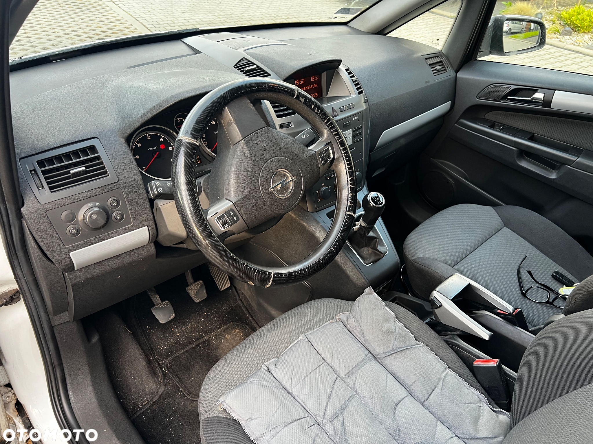 Opel Zafira 1.9 CDTI - 5