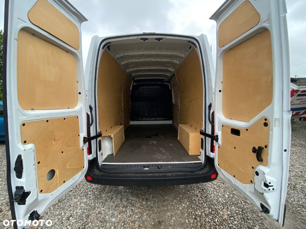 Renault Master - 18