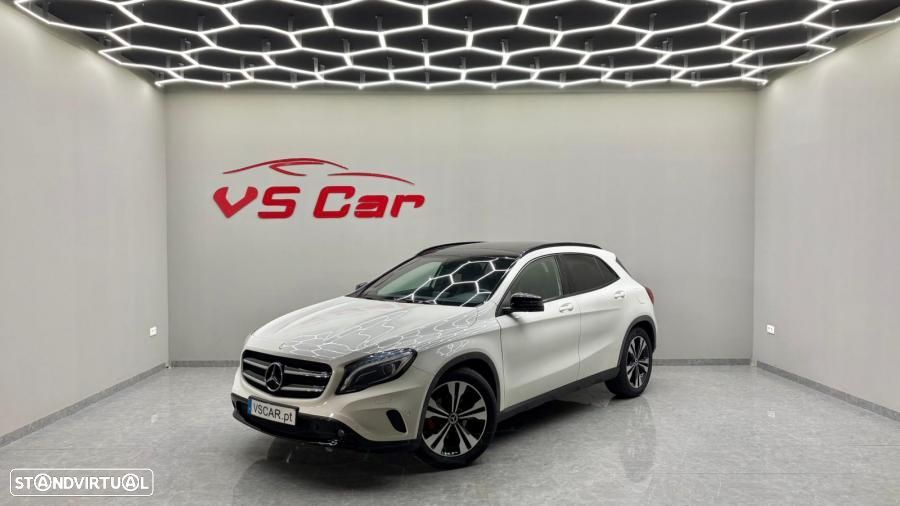 Mercedes-Benz GLA 220 CDI Urban 4-Matic - 3