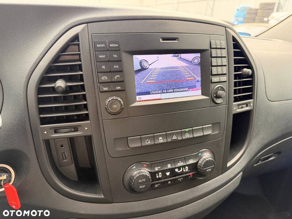 Mercedes-Benz VITO - 10