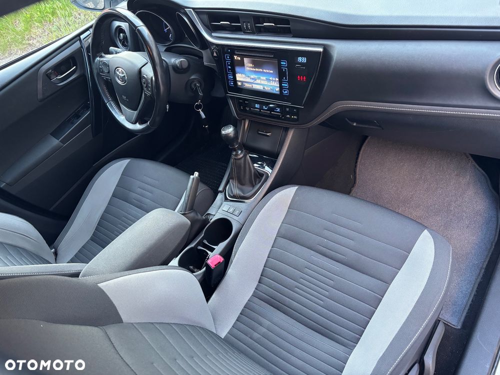 Toyota Auris 1.6 D-4D Edition-S - 19