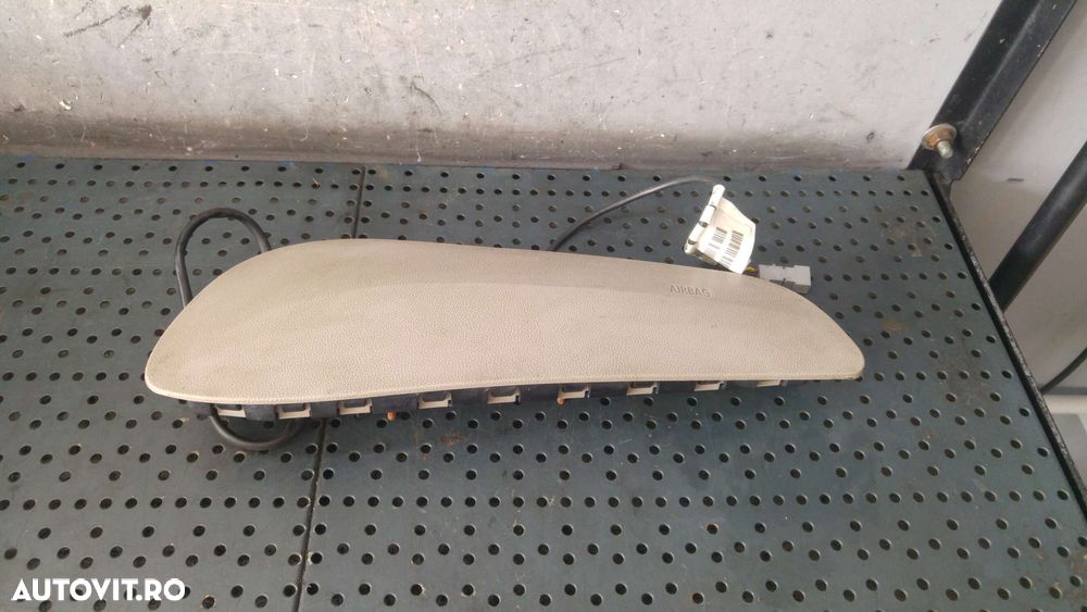 Airbag genunchi stanga bmw seria 1 e81 e87 e82 coupe 601978905 - 1