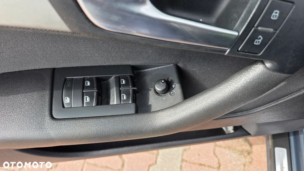 Audi A3 Sportback 1.6 TDI DPF Ambition - 13