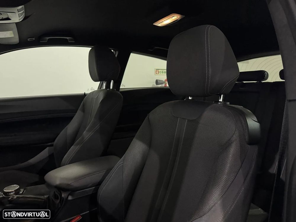 BMW 116 d Pack M - 13