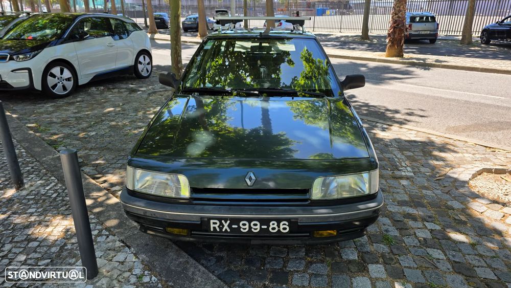 Renault 21 Nevada 1.7 GTS - 8