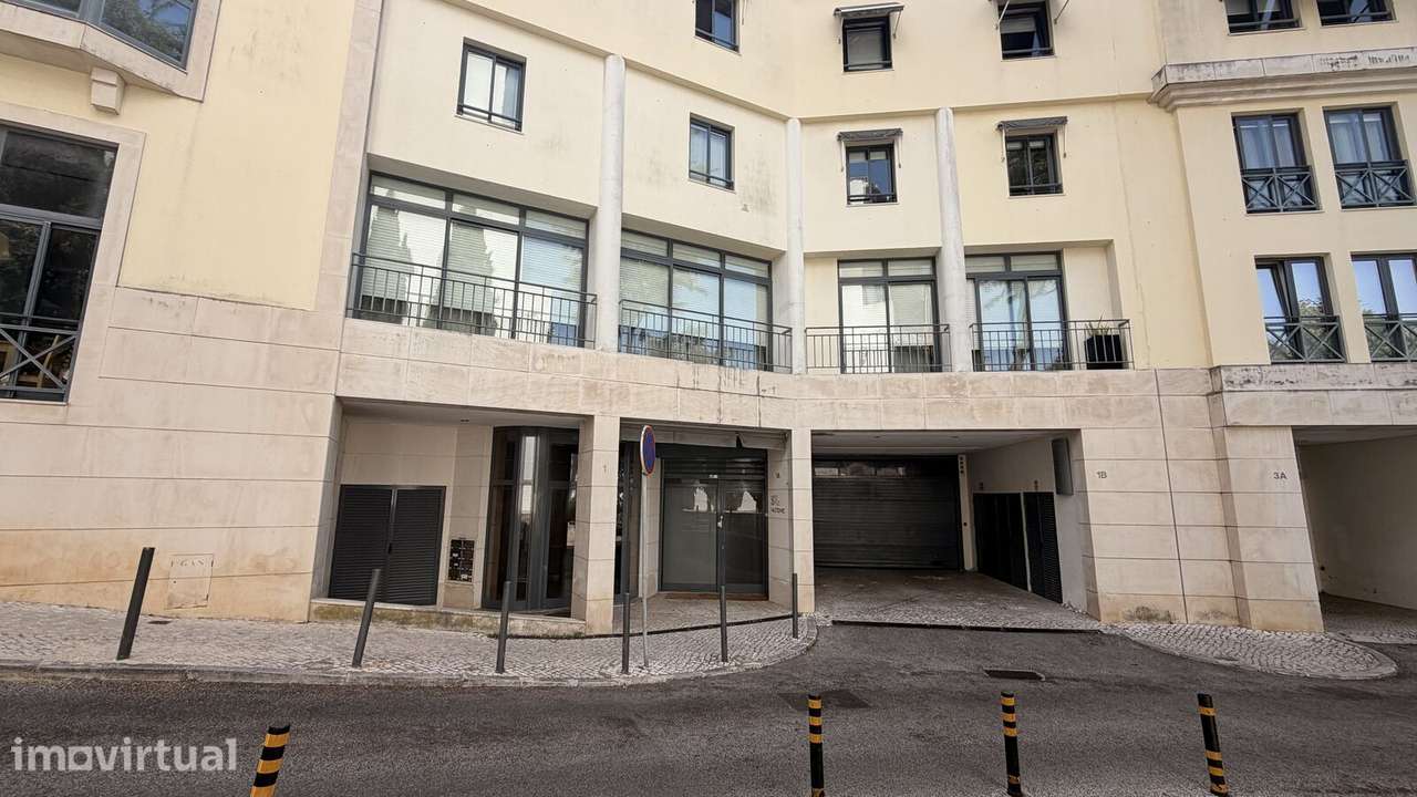 Apartamento T1 com estacionamento, Campolide, Lisboa - Grande imagem: 2/35